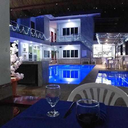 Ocean Breeze Resort Toledo Luaran gambar