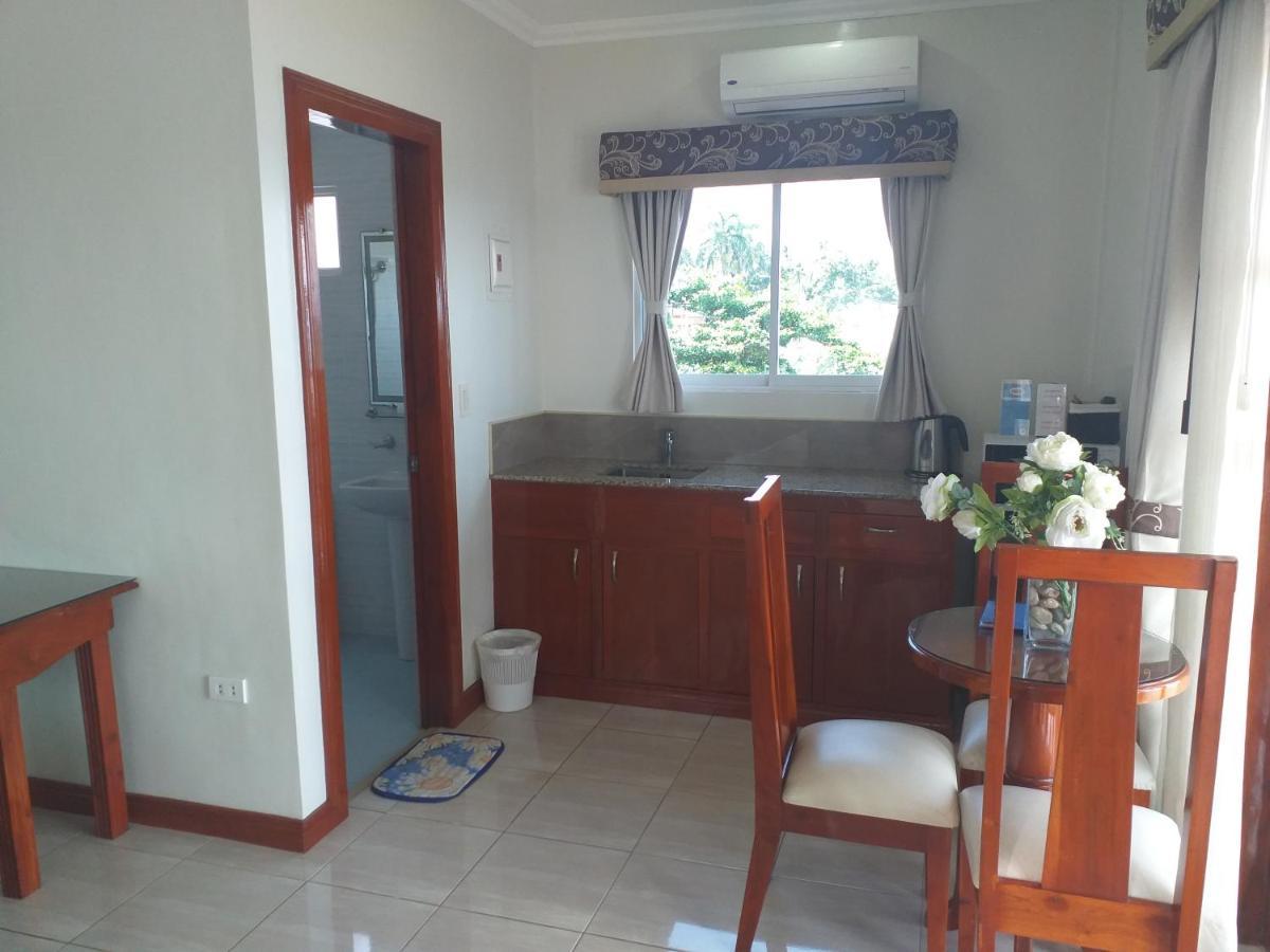 Ocean Breeze Resort Toledo Luaran gambar