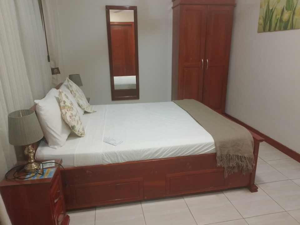 Ocean Breeze Resort Toledo Luaran gambar